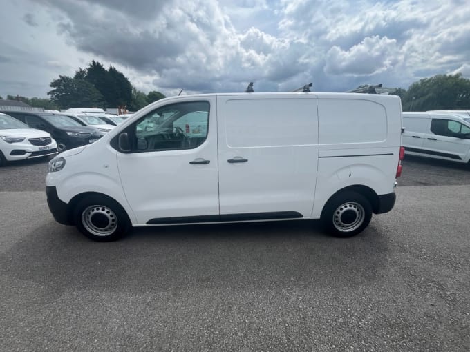 2025 Vauxhall Vivaro