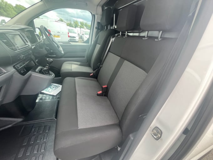 2025 Vauxhall Vivaro