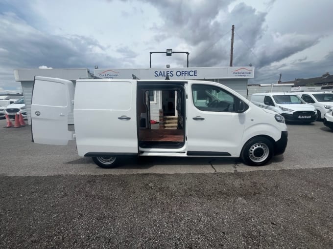2025 Vauxhall Vivaro