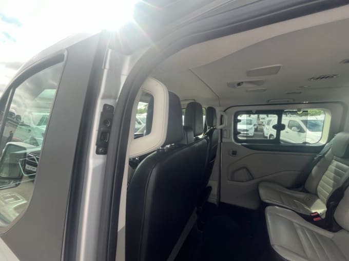 2025 Ford Tourneo Custom