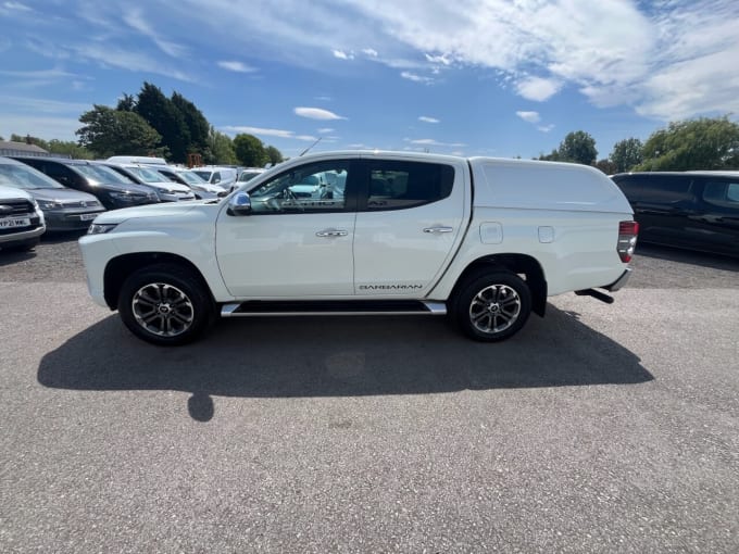 2025 Mitsubishi L200