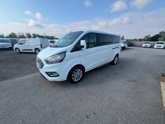 2025 Ford Tourneo Custom
