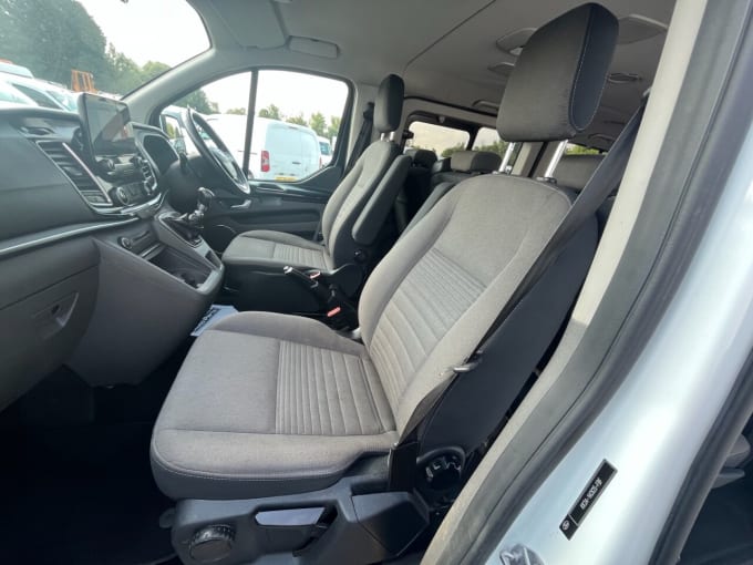 2025 Ford Tourneo Custom