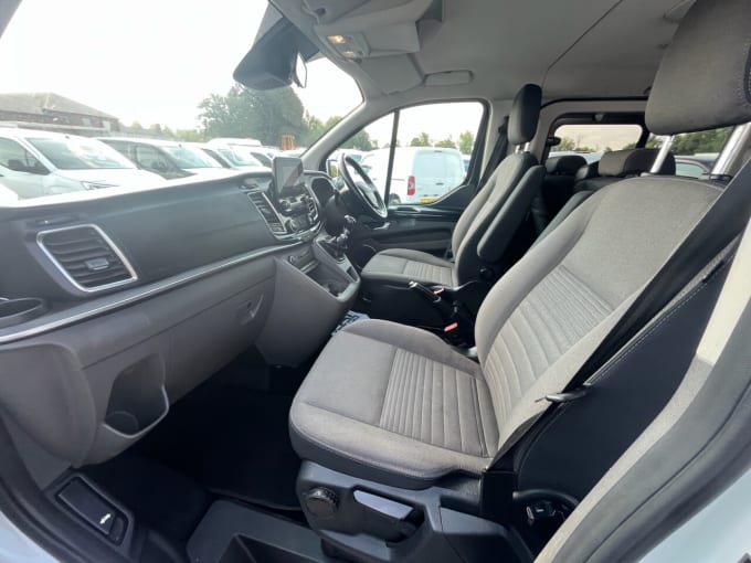 2025 Ford Tourneo Custom