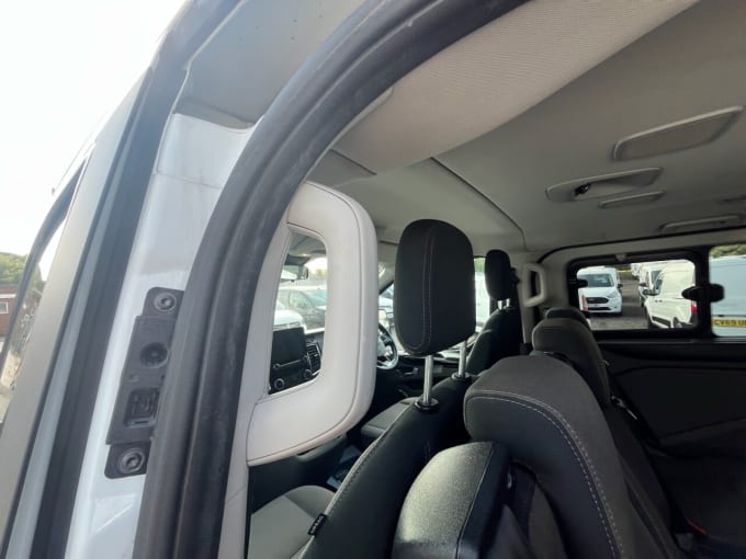 2025 Ford Tourneo Custom