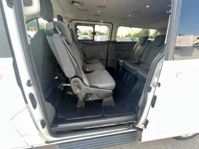 2025 Ford Tourneo Custom