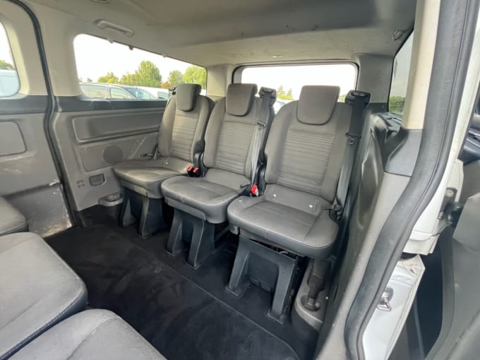 2025 Ford Tourneo Custom