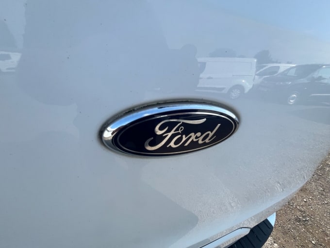 2025 Ford Tourneo Custom
