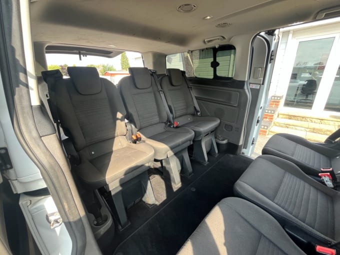 2025 Ford Tourneo Custom