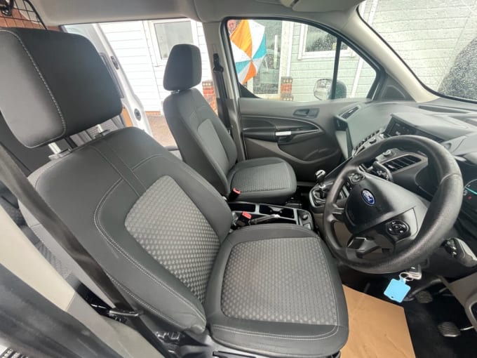 2025 Ford Transit Connect