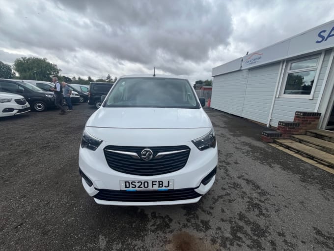 2025 Vauxhall Combo