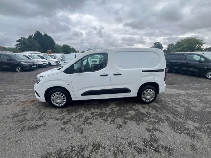 2025 Vauxhall Combo