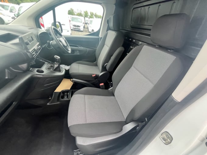 2025 Vauxhall Combo