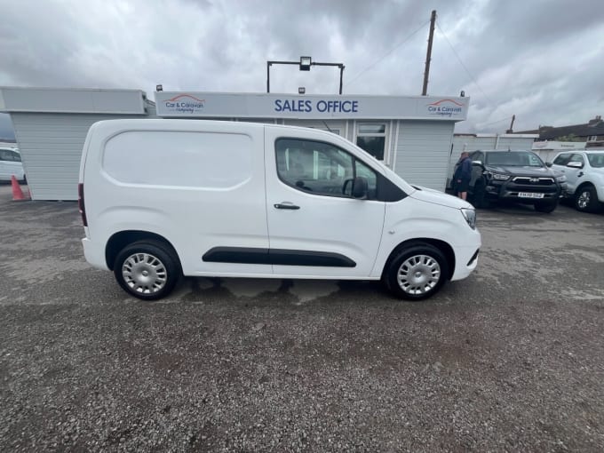 2025 Vauxhall Combo