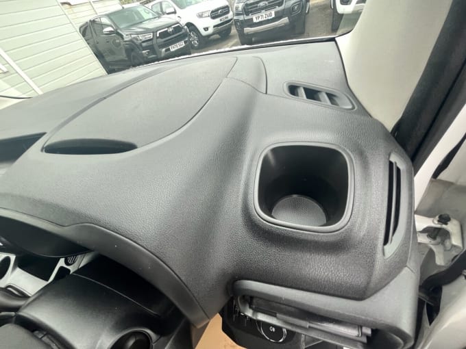 2025 Vauxhall Combo