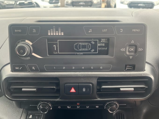 2025 Vauxhall Combo