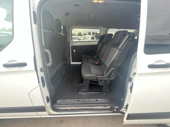 2025 Ford Transit Custom