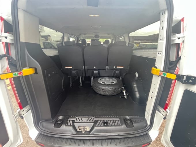 2025 Ford Transit Custom