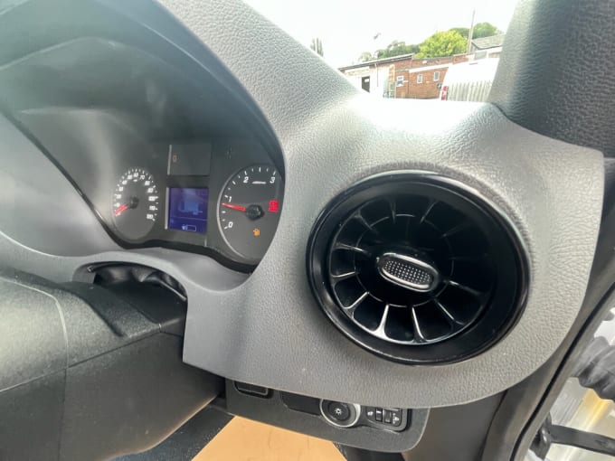 2025 Mercedes-benz Sprinter