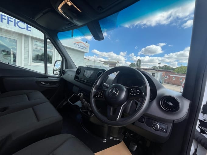 2025 Mercedes-benz Sprinter