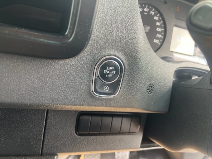 2025 Mercedes-benz Sprinter