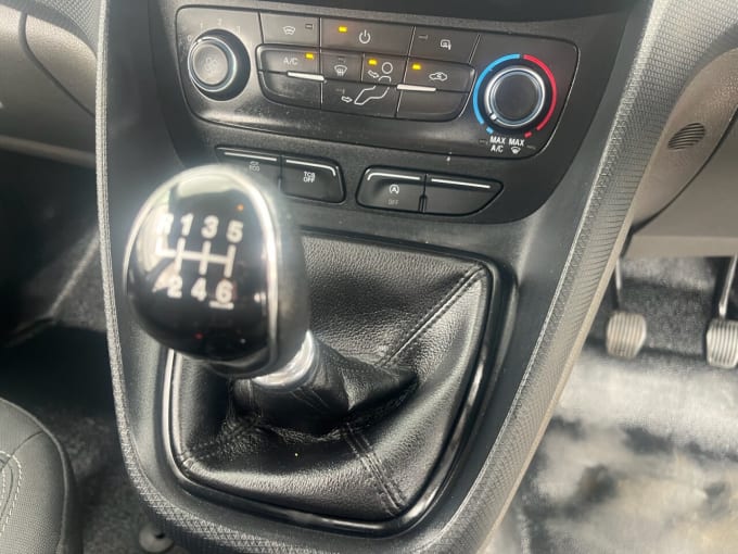 2025 Ford Transit Connect