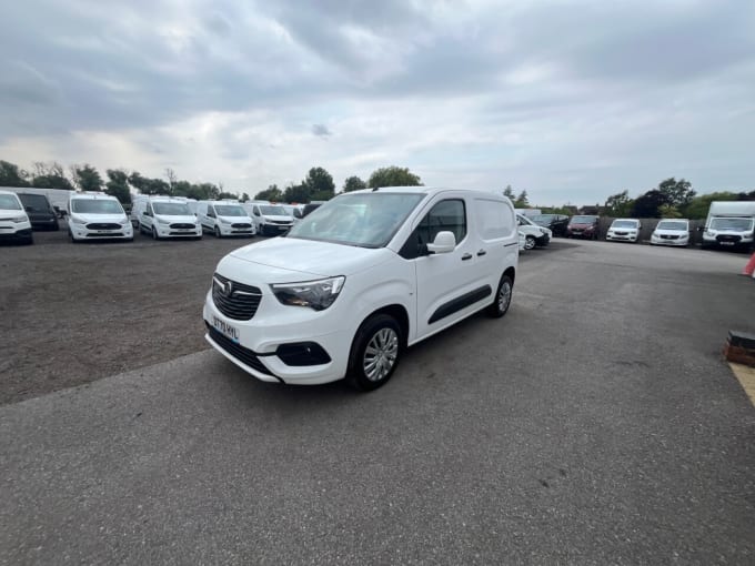 2025 Vauxhall Combo