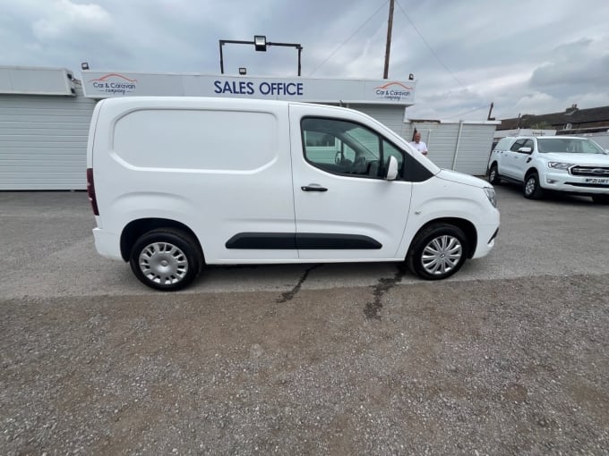 2025 Vauxhall Combo