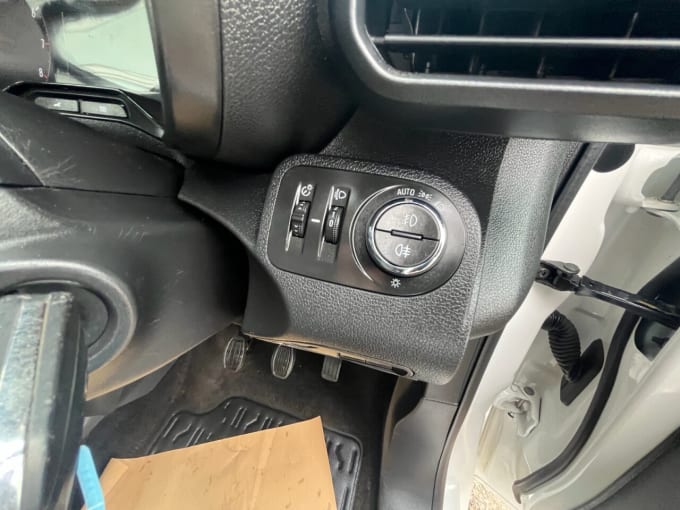 2025 Vauxhall Combo