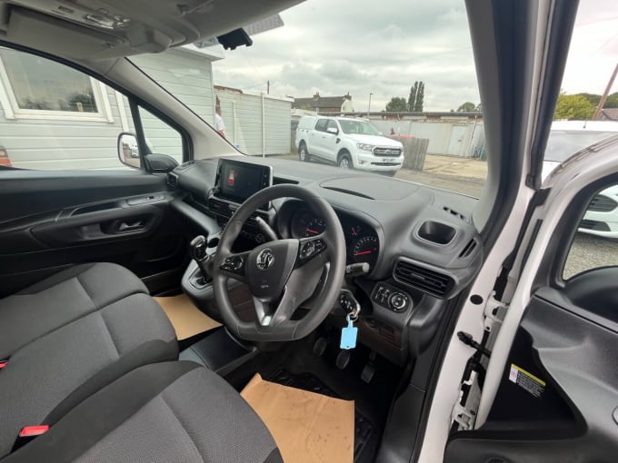 2025 Vauxhall Combo