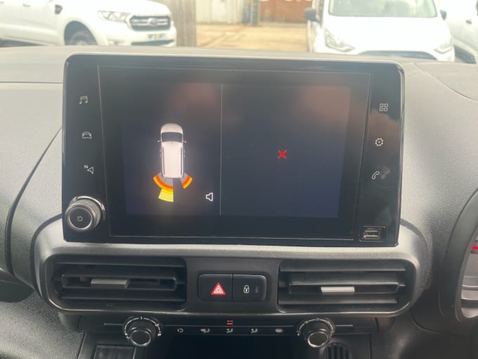 2025 Vauxhall Combo