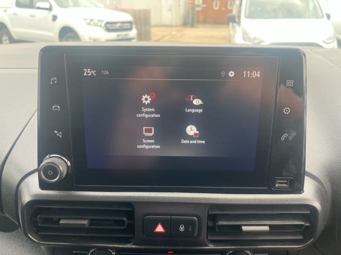 2025 Vauxhall Combo