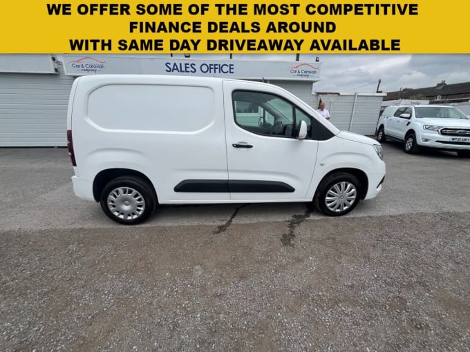 2025 Vauxhall Combo