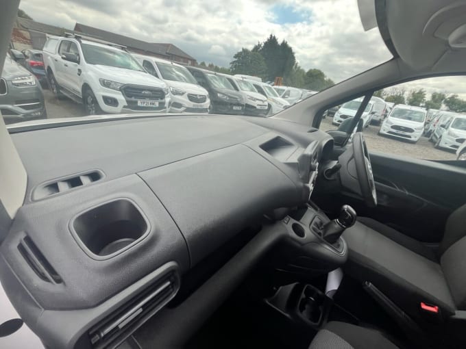 2025 Vauxhall Combo