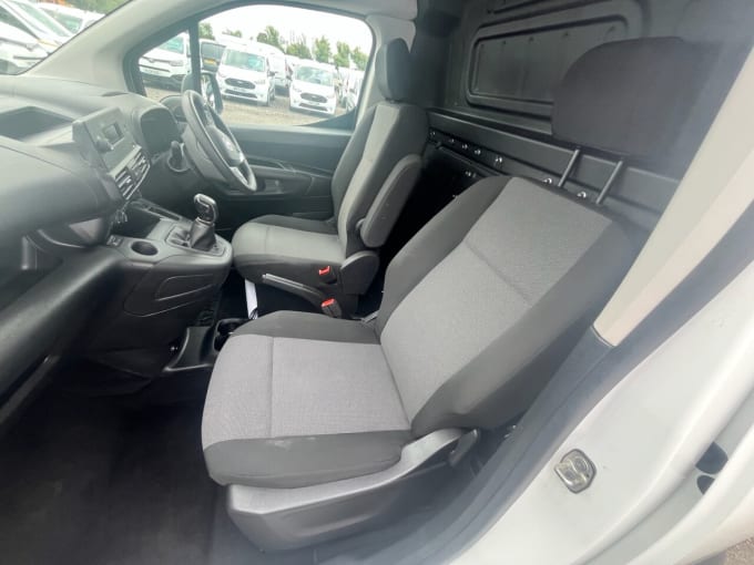 2025 Vauxhall Combo