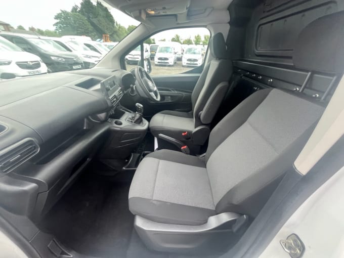 2025 Vauxhall Combo