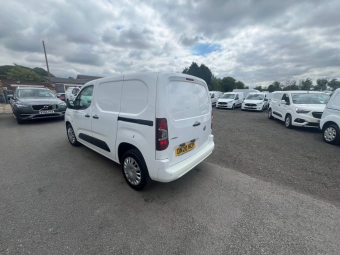 2025 Vauxhall Combo