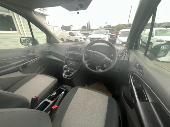 2025 Ford Transit Connect