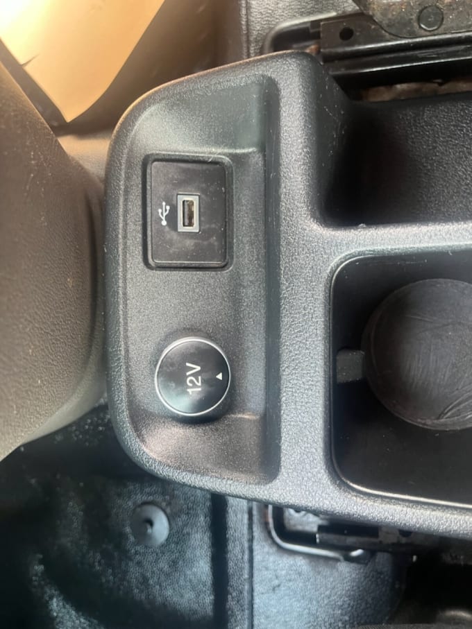 2025 Ford Transit Connect