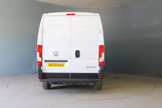 2025 Vauxhall Movano