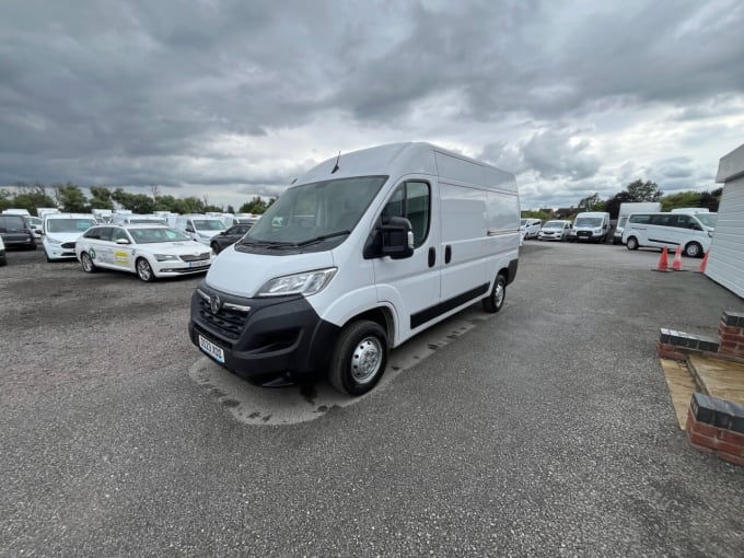 2025 Vauxhall Movano