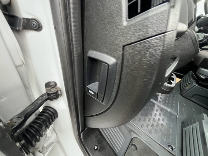 2025 Vauxhall Movano