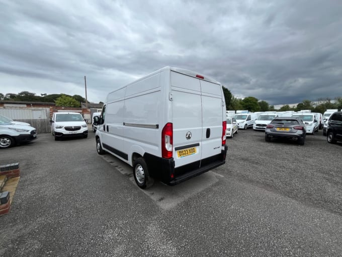2025 Vauxhall Movano
