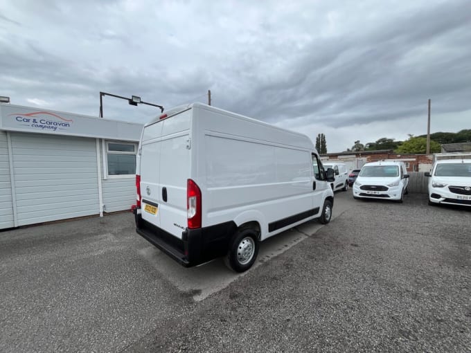 2025 Vauxhall Movano