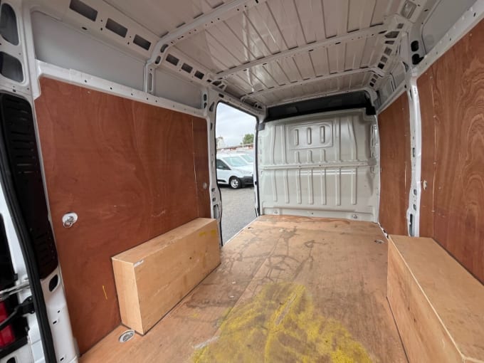 2025 Vauxhall Movano