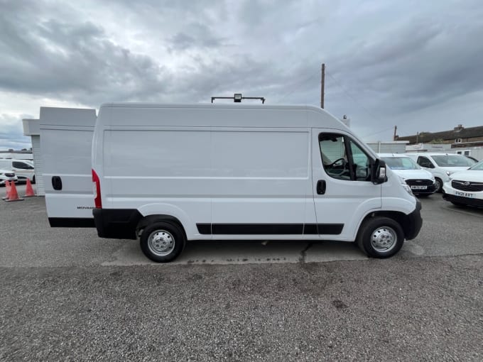 2025 Vauxhall Movano