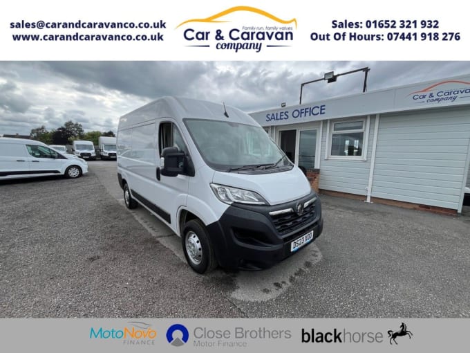 2025 Vauxhall Movano