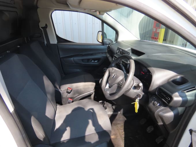 2025 Vauxhall Combo