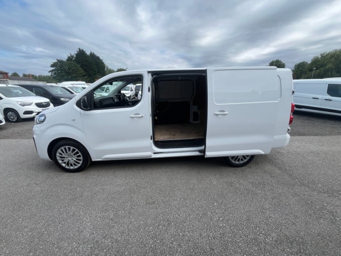 2025 Vauxhall Vivaro