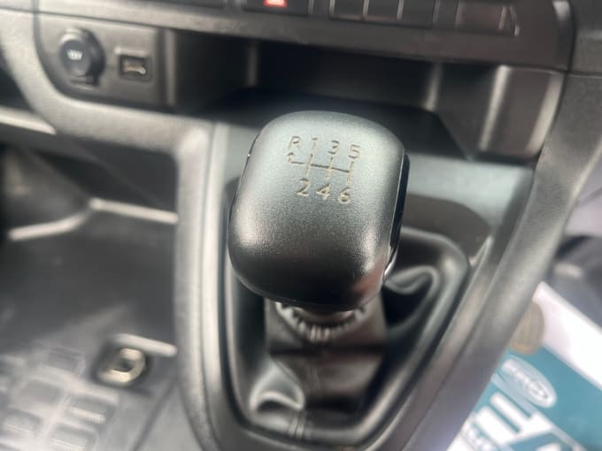 2025 Vauxhall Vivaro